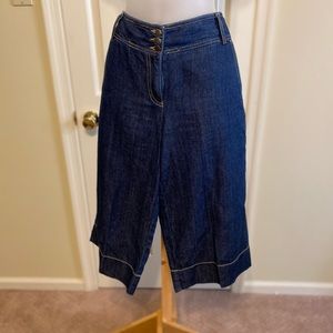 LOFT - Woman’s denim LINEN/COTTON wide leg Capri pants, Size: 10P